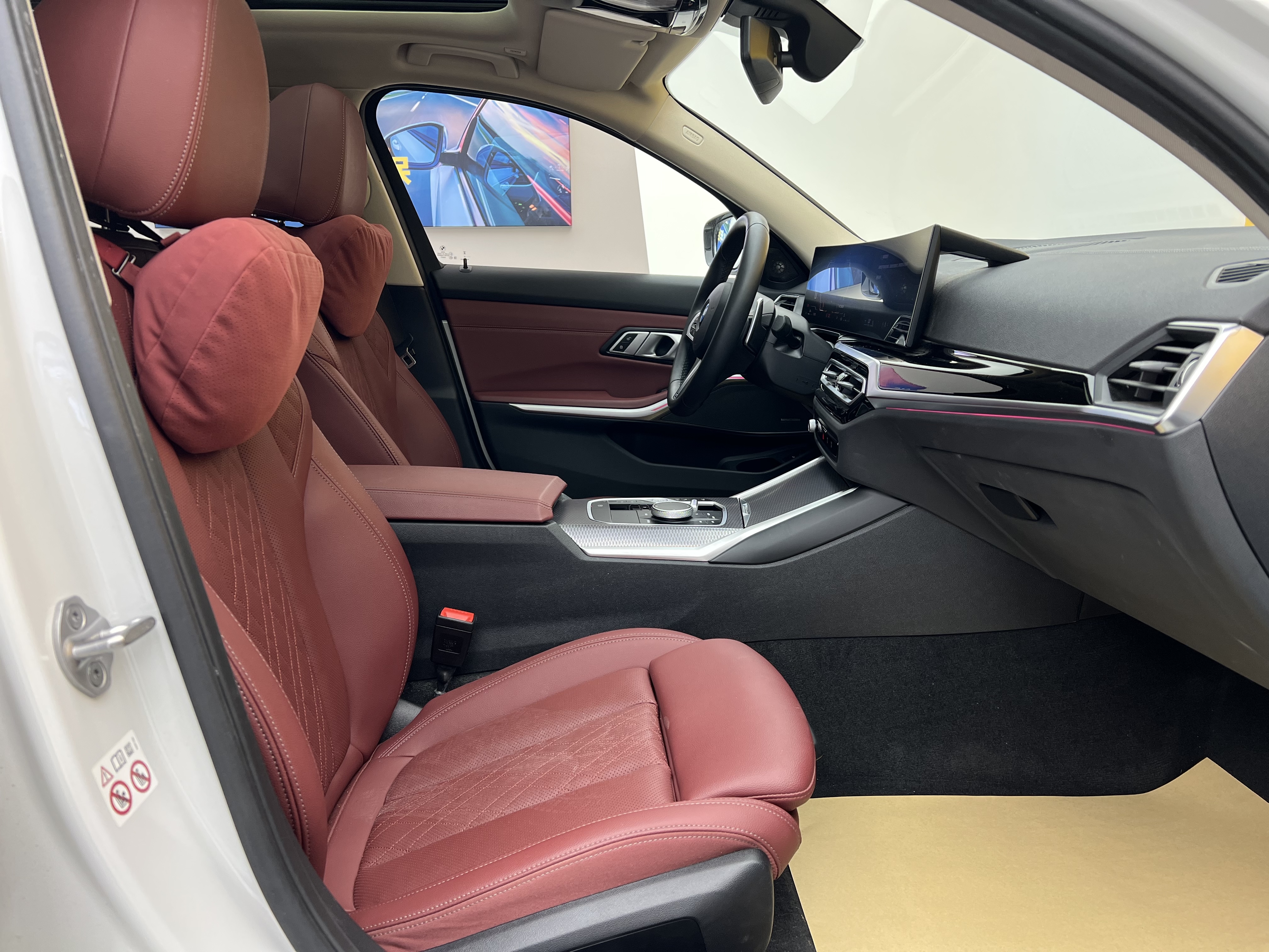 BMW 3 Series 2024 #35 BMW 3 Series 2024 car image #35