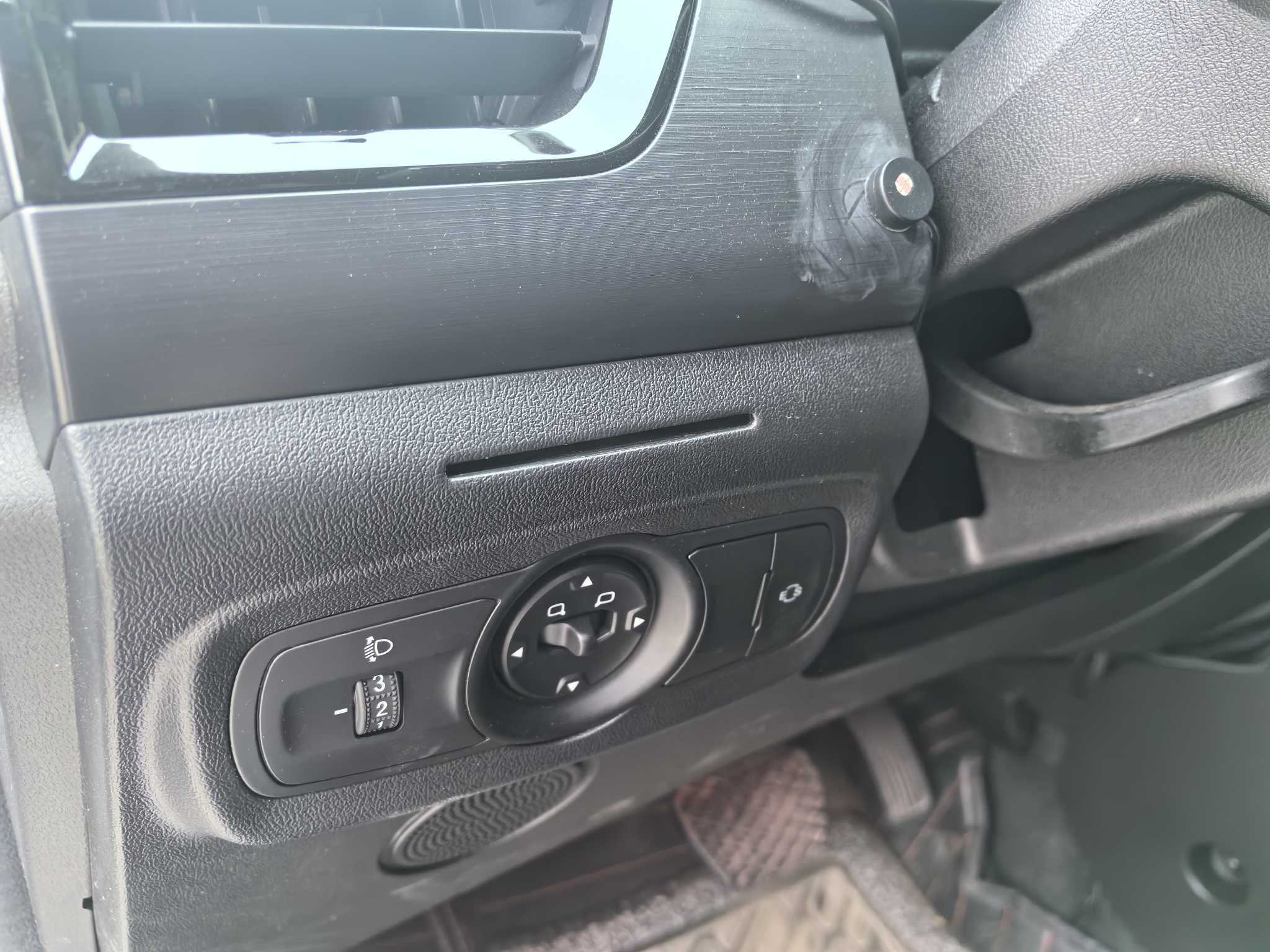 Chery Tiggo 3x 2024 car image #35