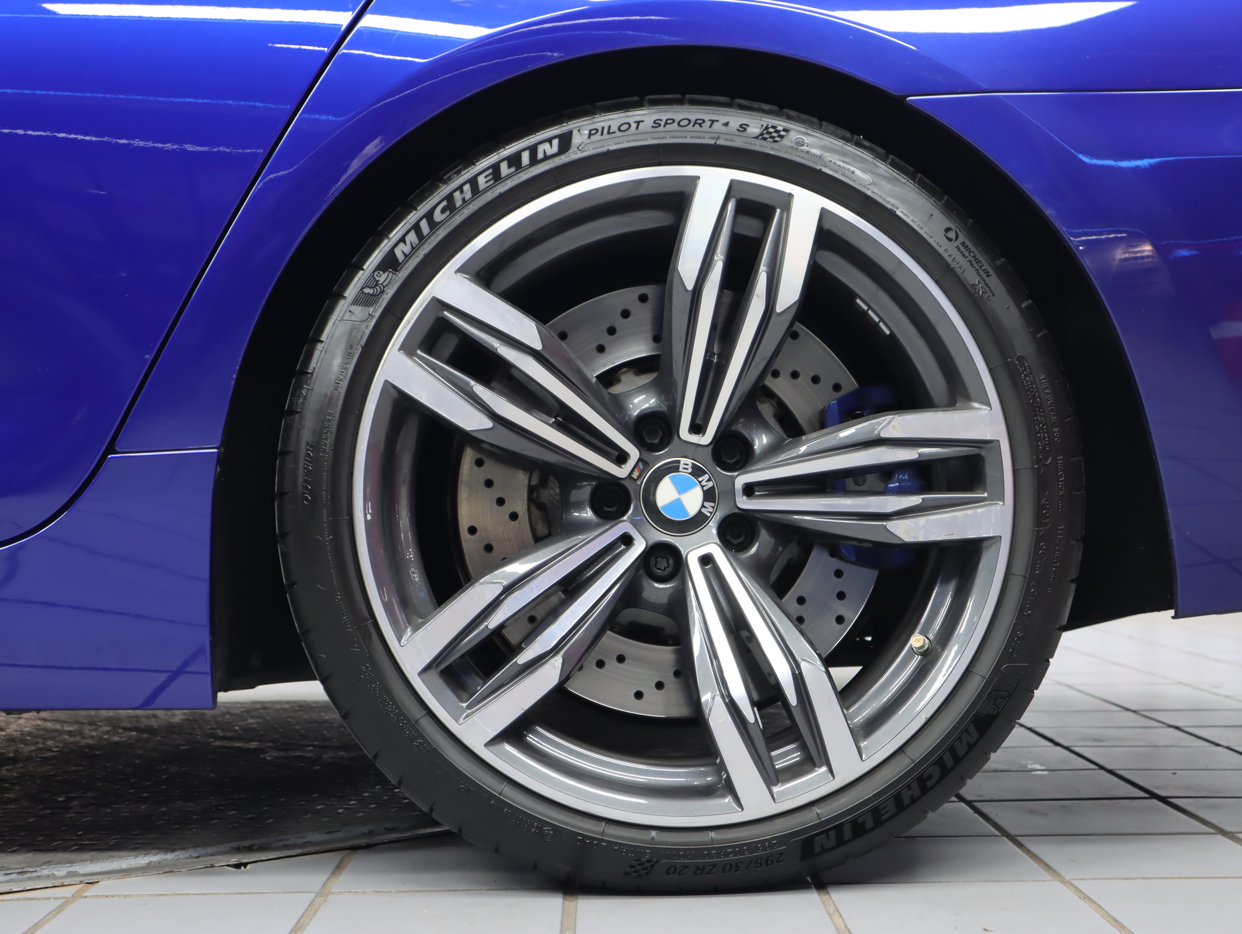 BMW M6 2015 #35 BMW M6 2015 изображение автомобиля #35