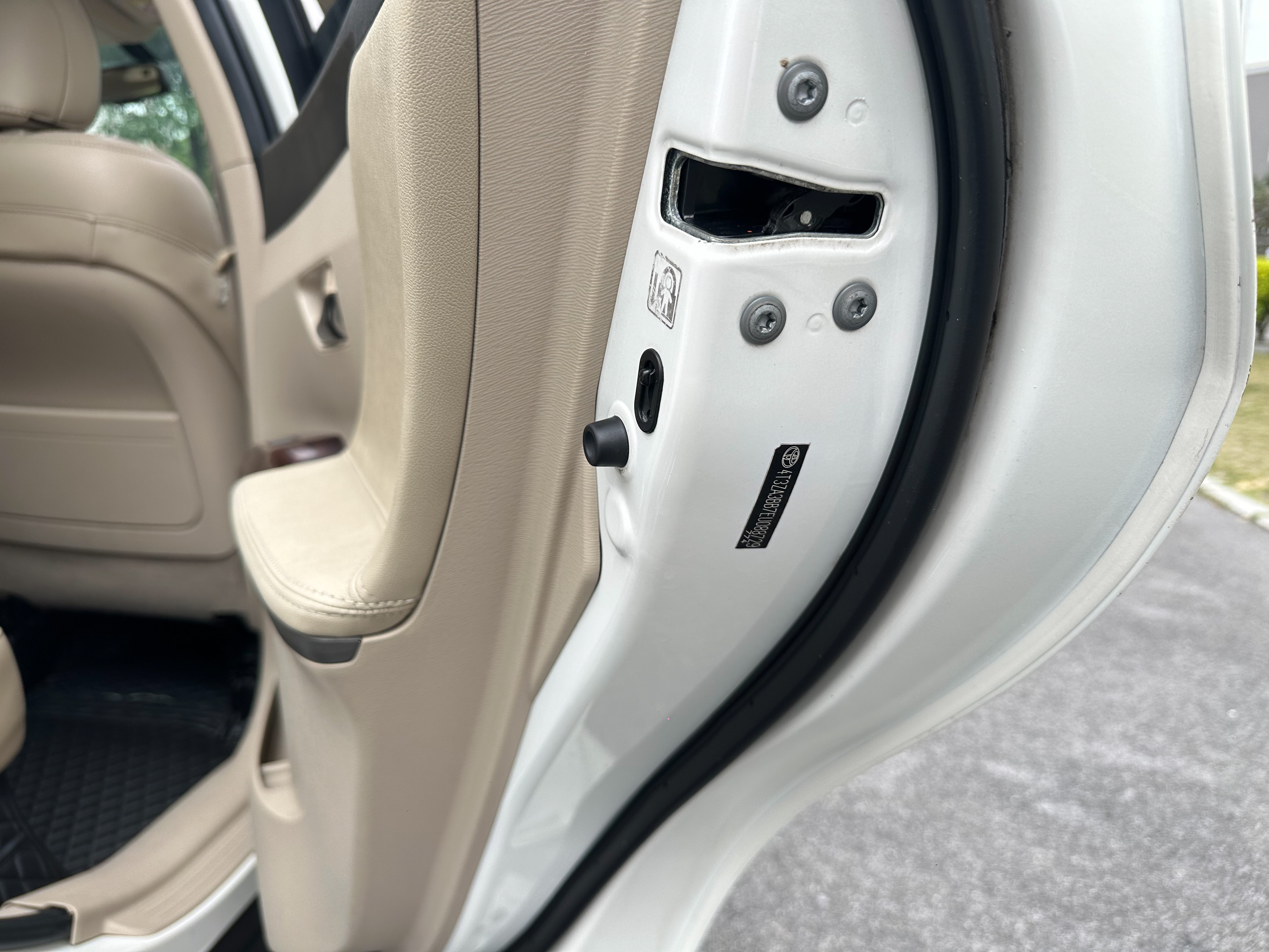 Toyota 2014 car image #35
