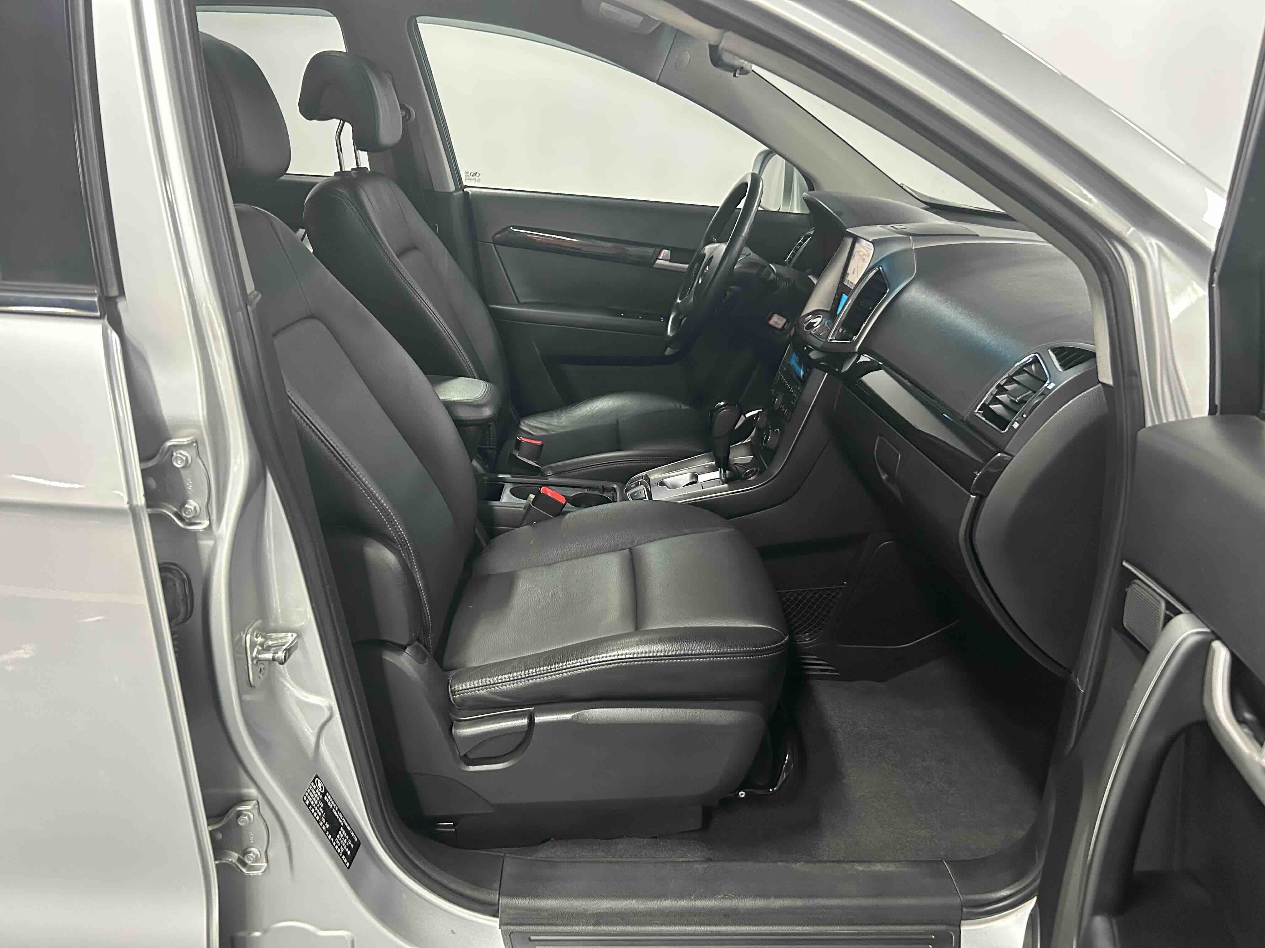 Chevrolet Captiva 2012 #35 Chevrolet Captiva 2012 car image #35