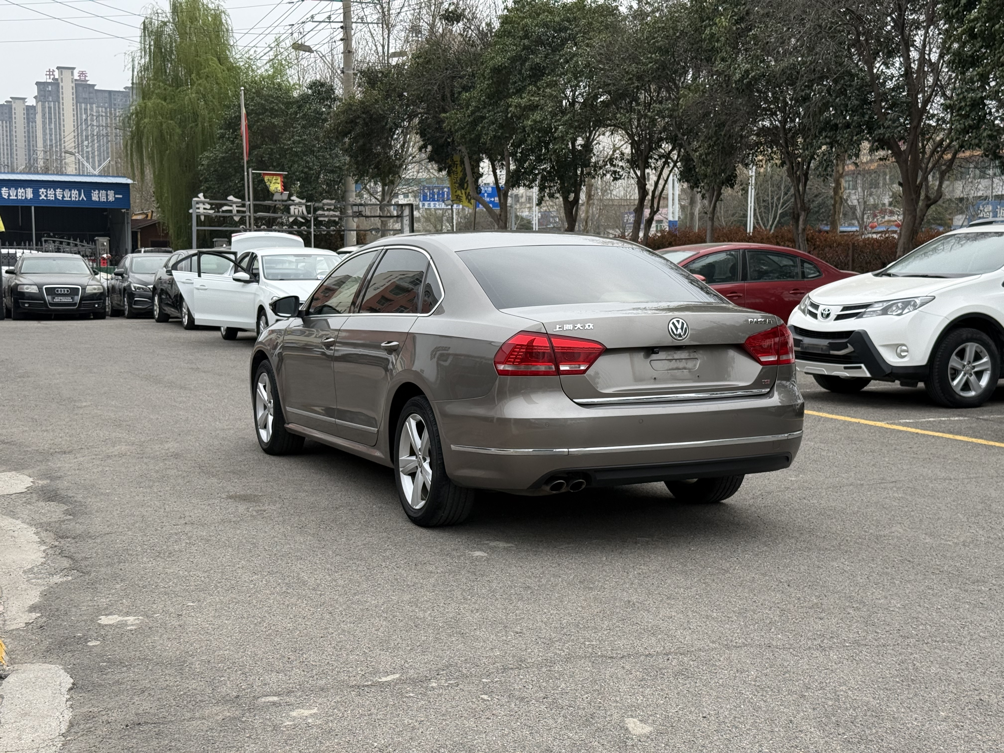 Volkswagen Passat 2014 صورة سيارة #35