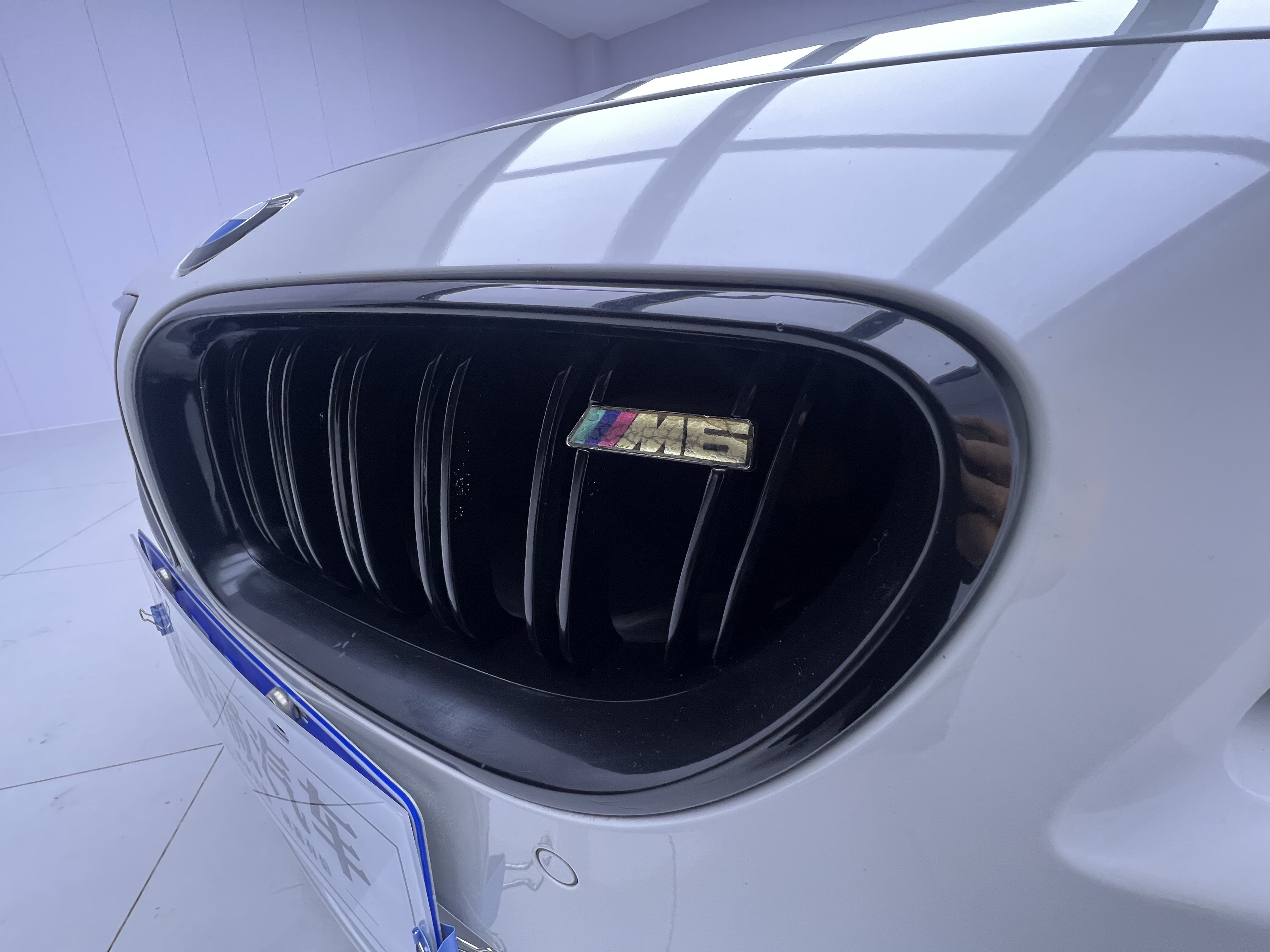 BMW M6 2016 car image #35