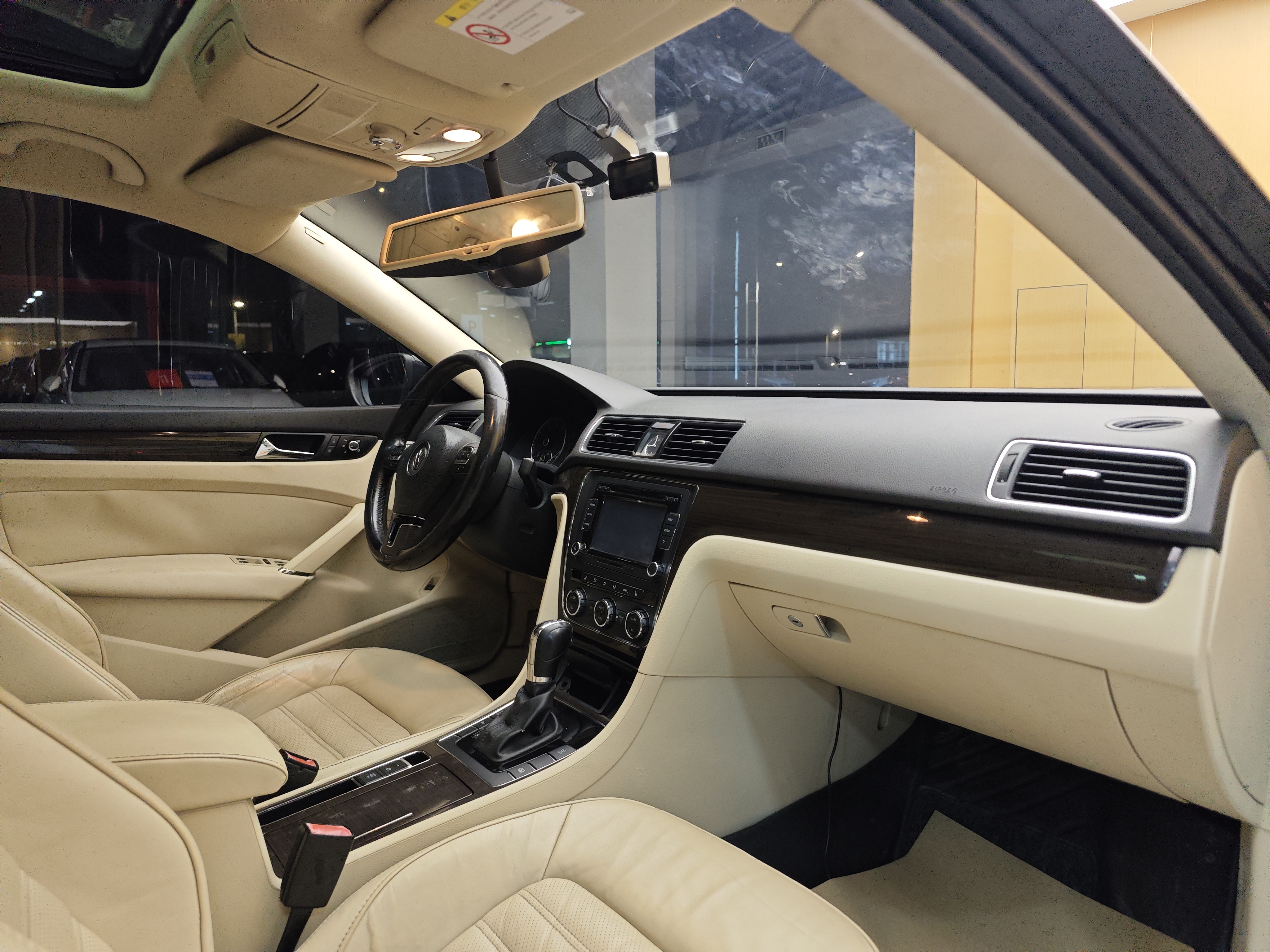 Volkswagen Passat 2016 صورة سيارة #35