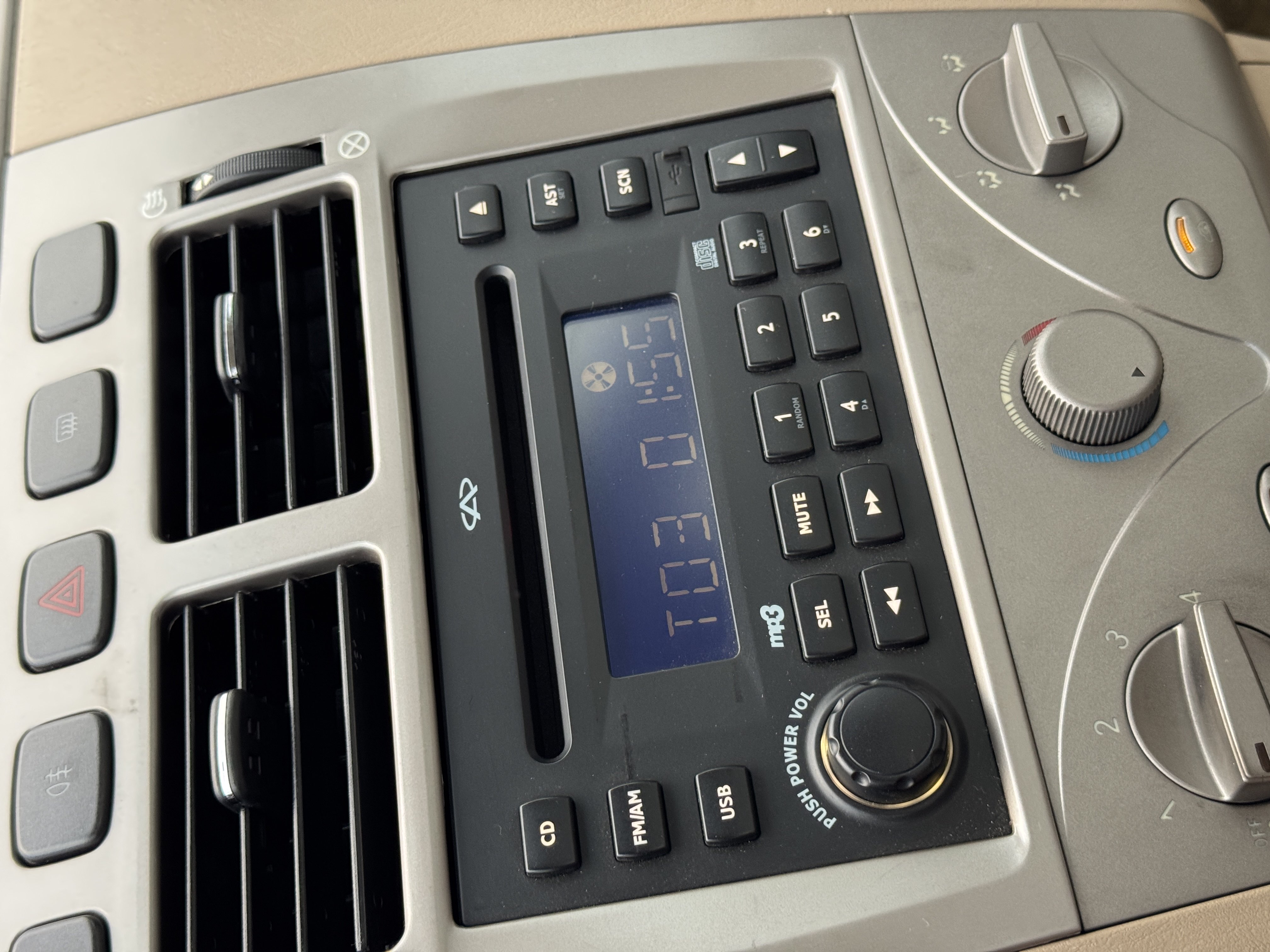 Chery A5 2008 صورة سيارة #35