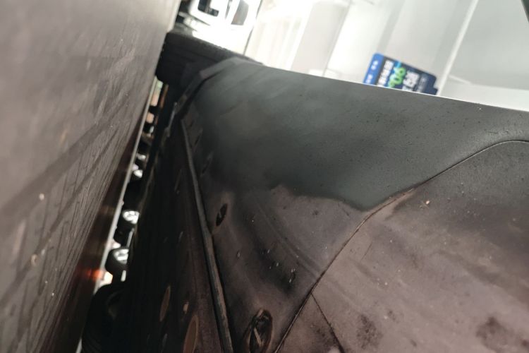 Mercedes-Benz EQC Class 2022 car image #35