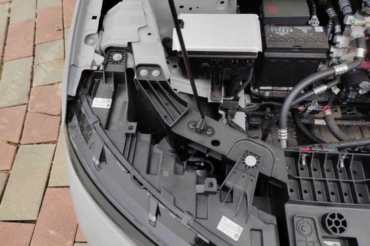 零跑汽车 零跑B01 2025 汽车图片 #35