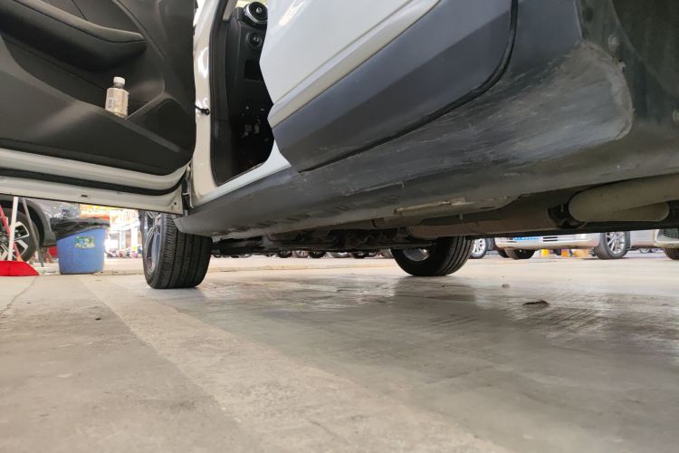 MG ZS 2018 car image #35