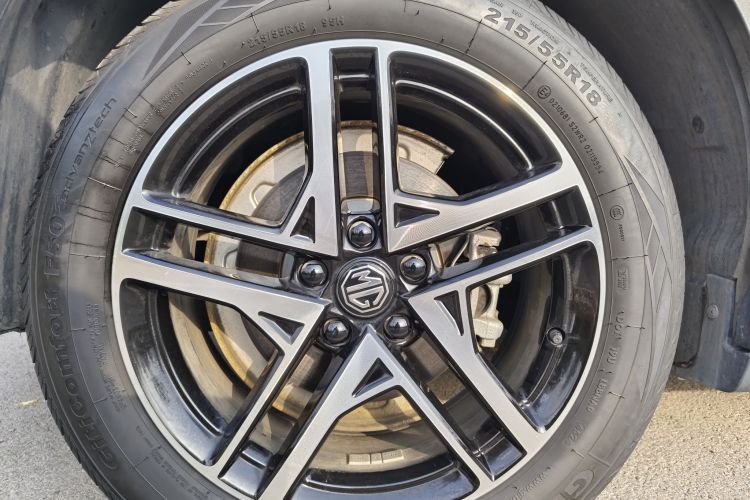 MG ES5 2024 #35 MG ES5 2024 car image #35