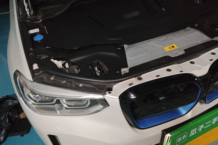 BMW iX3 2020 car image #35