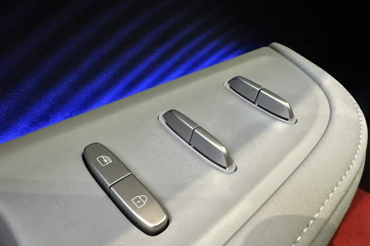 日产 日产N7 2025 汽车图片 #35