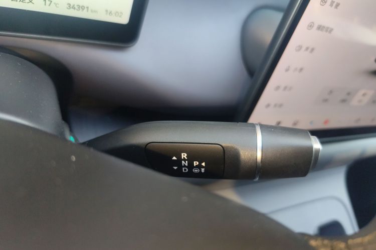 零跑汽车 零跑C10 2024 汽车图片 #35