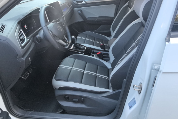 T-Roc 2024 #35 T-Roc 2024 immagine di auto #35