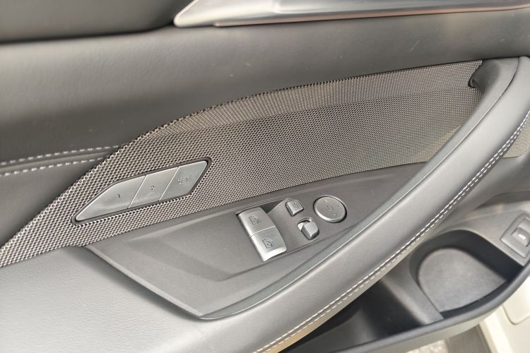 BMW M4 2022 #35 BMW M4 2022 car image #35