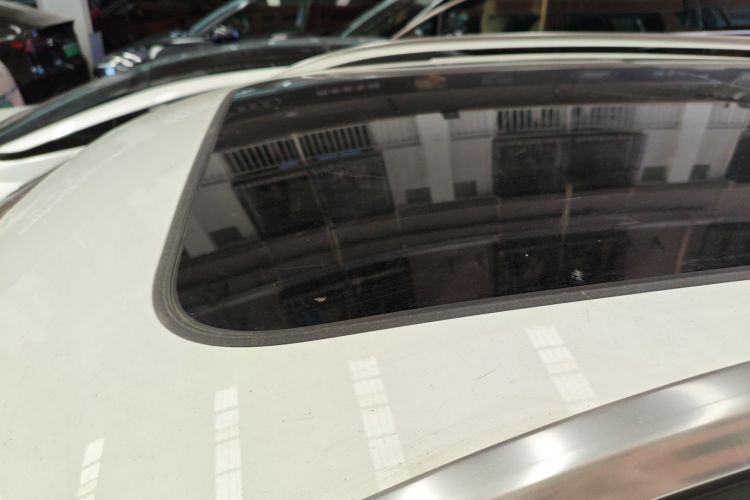 Volkswagen Tayron 2023 immagine di auto #35