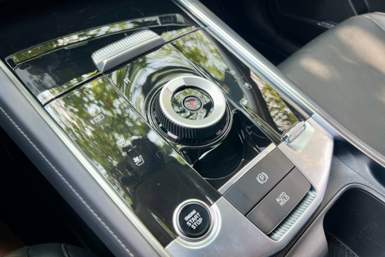 起亚 狮铂拓界 2022 汽车图片 #35