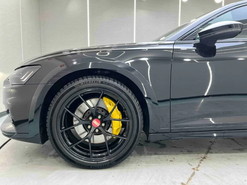 Audi A6 (Imported) 2021 #35 Audi A6 (Imported) 2021 car image #35