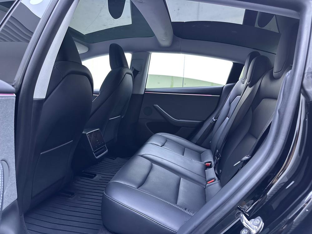Tesla Model 3 2024 car image #14