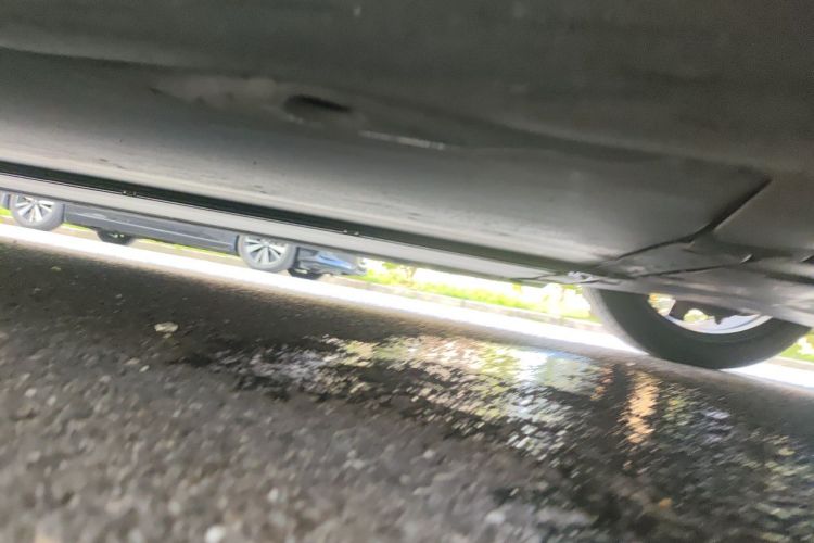 Tesla Model 3 2021 car image #19