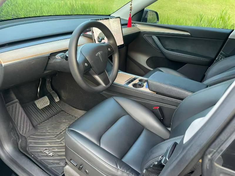 Tesla Model Y 2021 #7 Tesla Model Y 2021 car image #7