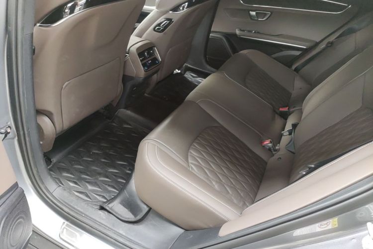 BYD Han 2021 car image #17