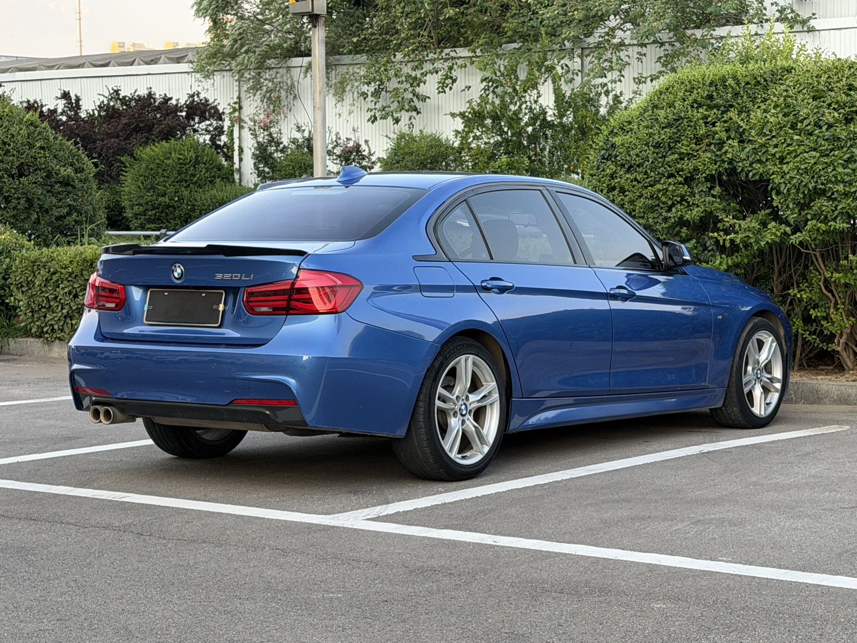 BMW 3 Series 2019 #9 BMW 3 Series 2019 car image #9