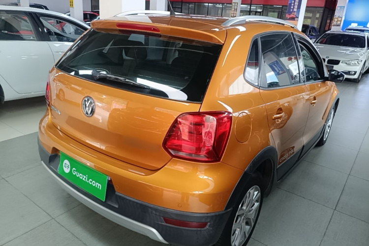Volkswagen Polo 2015 #7 Volkswagen Polo 2015 car image #7