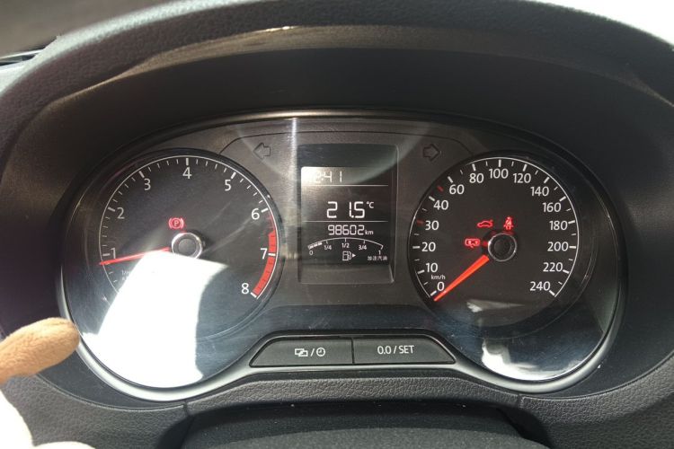 Volkswagen Polo 2017 #12 Volkswagen Polo 2017 car image #12