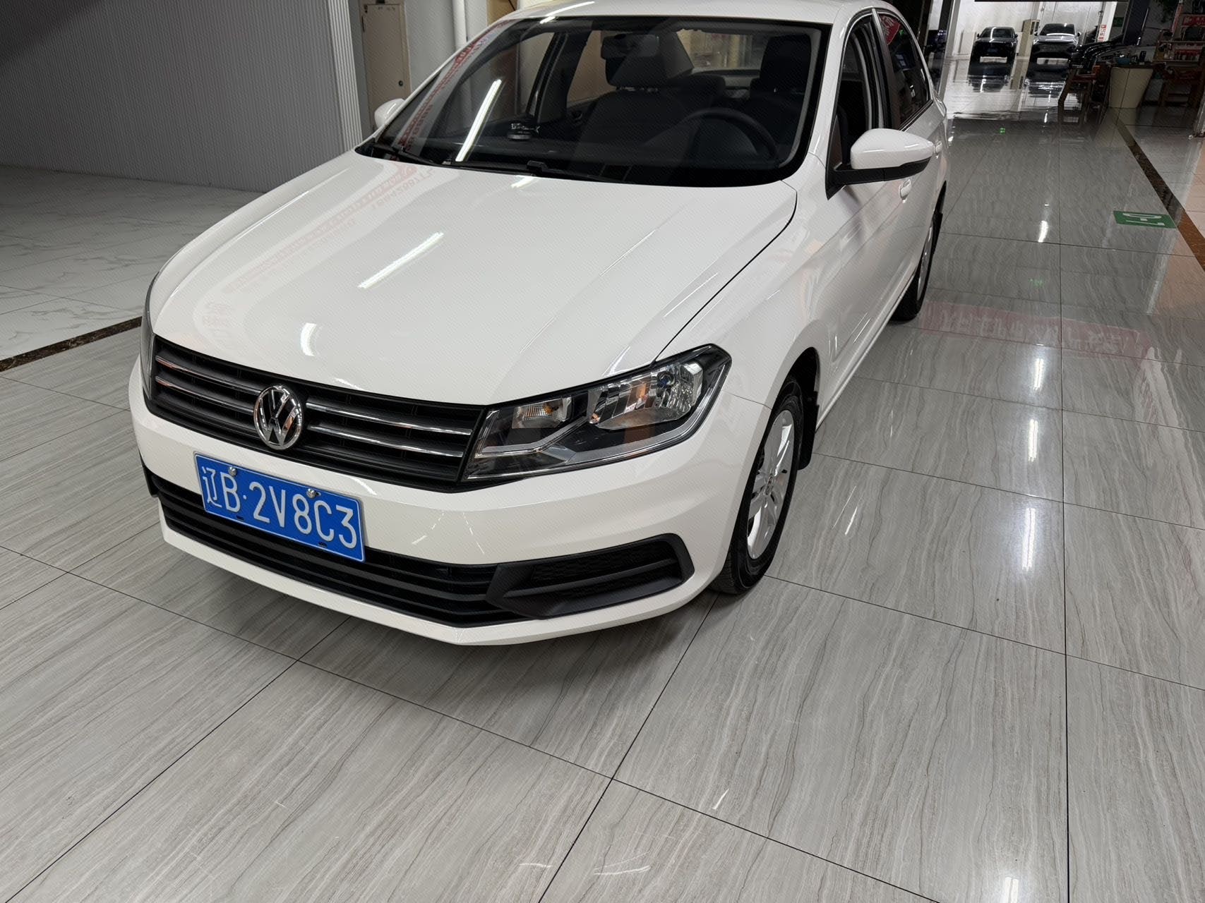 Volkswagen Santana 2020 car image 