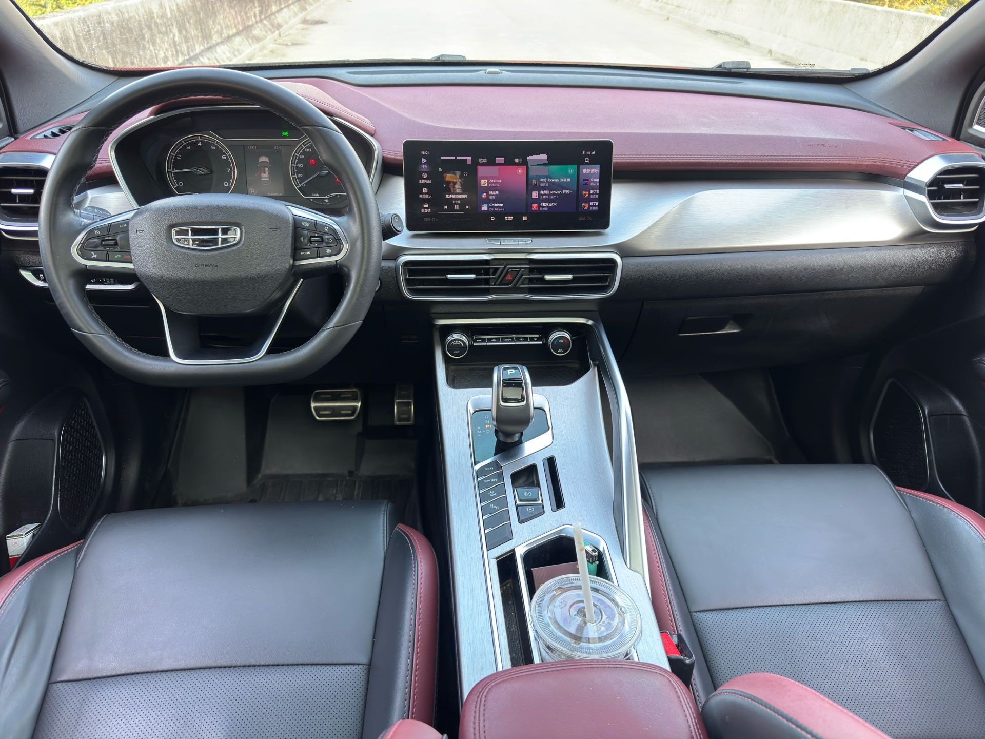GEELY Coolray 2020 #14 GEELY Coolray 2020 изображение автомобиля #14