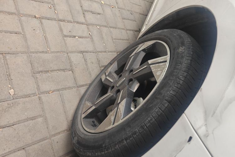 GEELY Emgrand L HiP 2023 car image #6