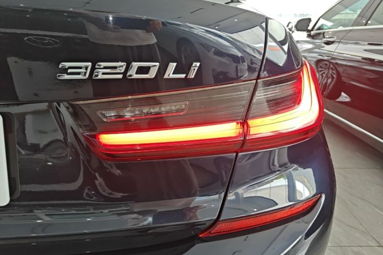 BMW 3 Series 2022 #8 BMW 3 Series 2022 car image #8