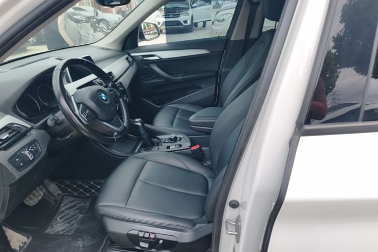 BMW X1 2018 #19 BMW X1 2018 car image #19