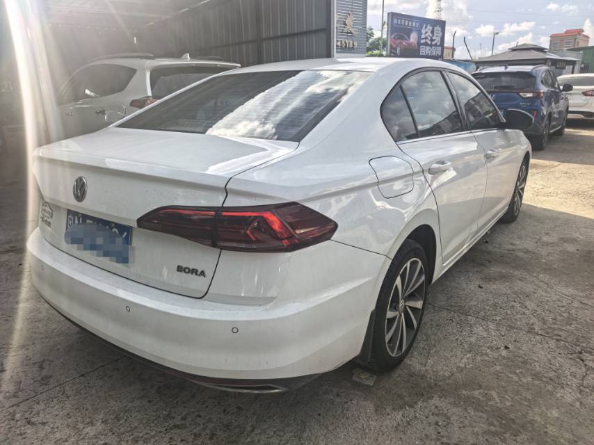 Volkswagen Bora 2020 car image #4