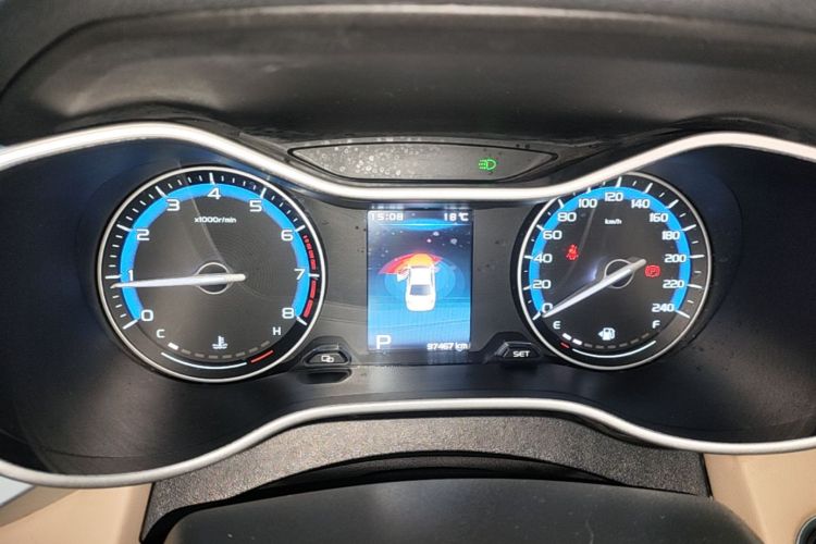 GEELY Emgrand 2019 #12 GEELY Emgrand 2019 car image #12
