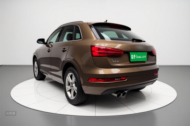 Audi Q3 2018 car image #5