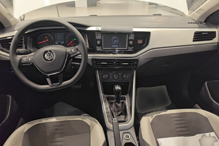 Volkswagen Polo 2020 car image #10