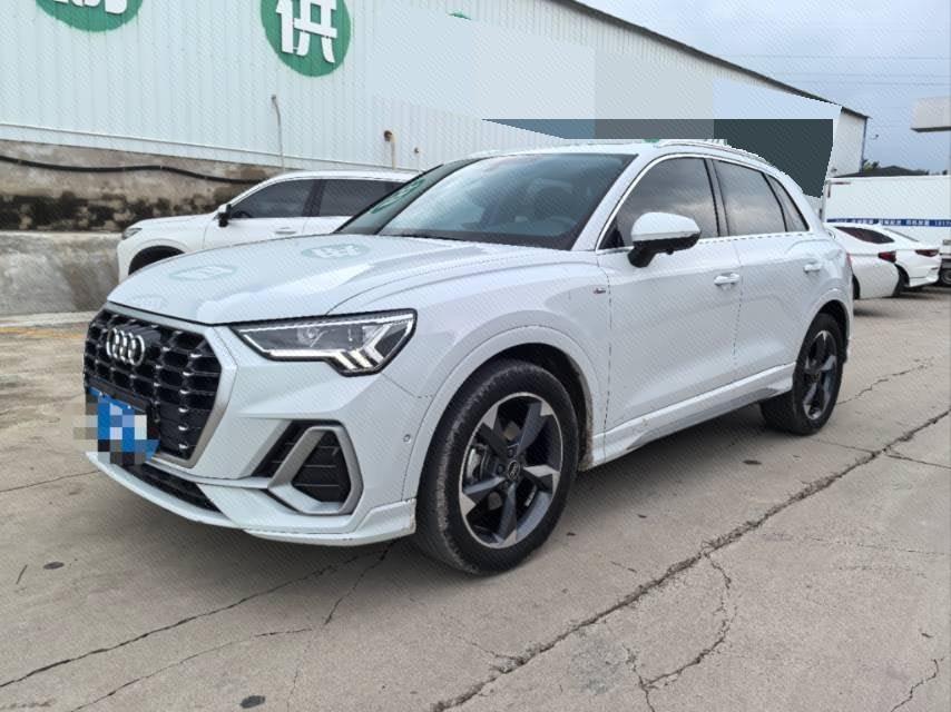 Audi Q3 2023 Audi Q3 2023 car image
