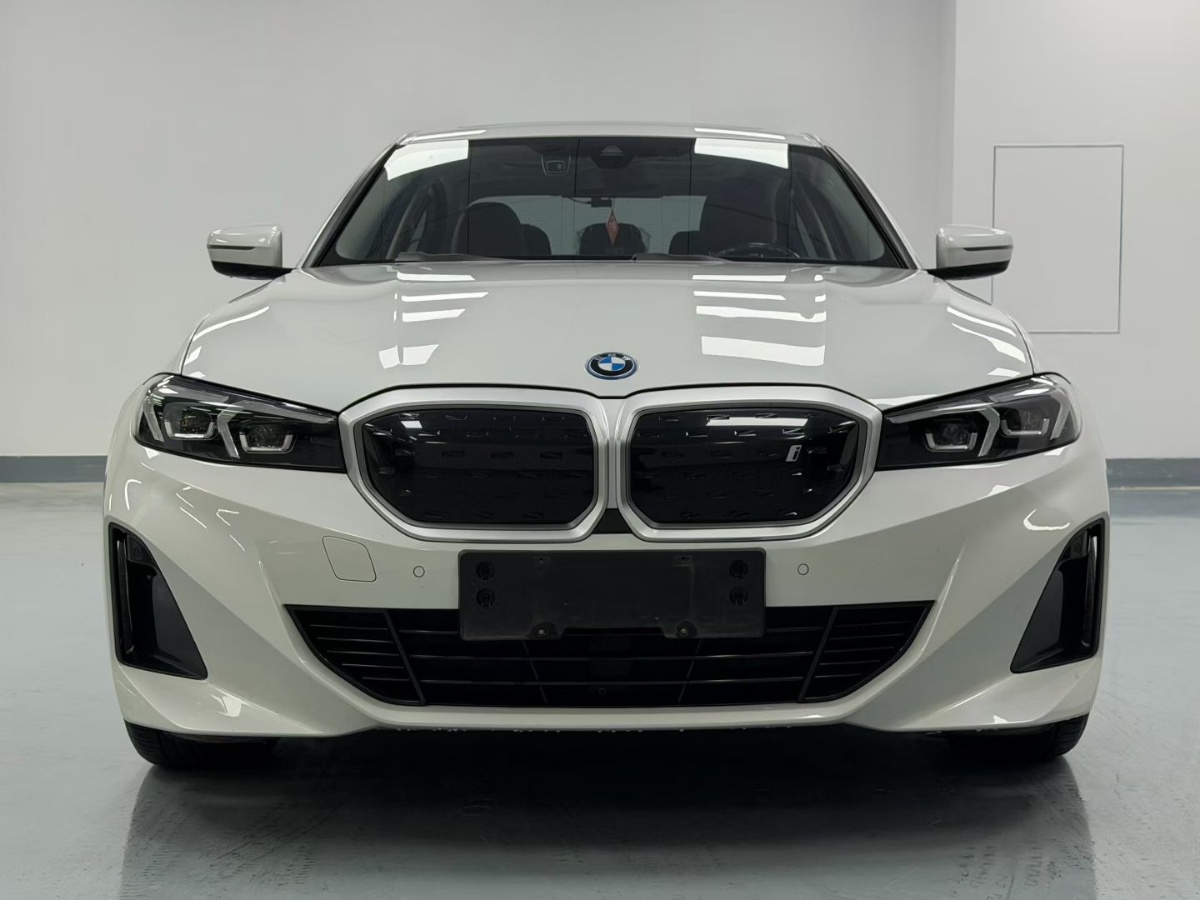 BMW i3 2022 #2 BMW i3 2022 car image #2
