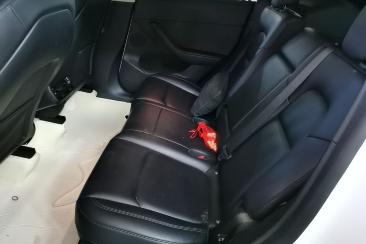 Tesla Model Y 2024 #17 Tesla Model Y 2024 immagine di auto #17