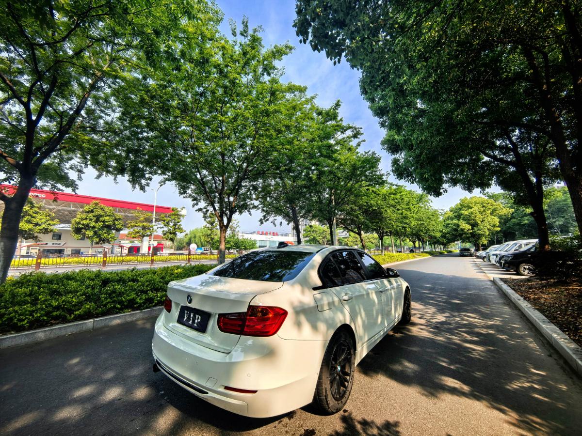 BMW 3 Series 2015 car image #9