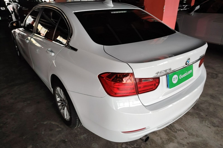 BMW 3 Series 2015 #7 BMW 3 Series 2015 car image #7