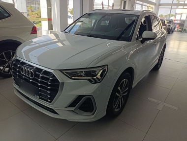 Audi Q3 2021 Audi Q3 2021 car image