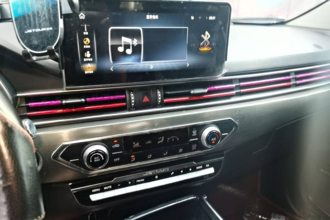 Jetour X70S 2019 #26 Jetour X70S 2019 car image #26