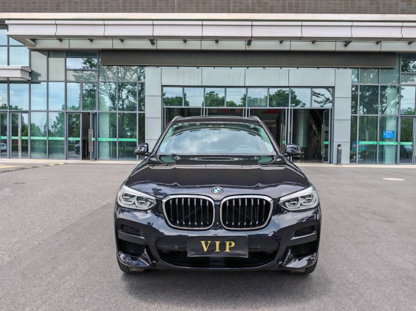 BMW X3 2021 car image #2