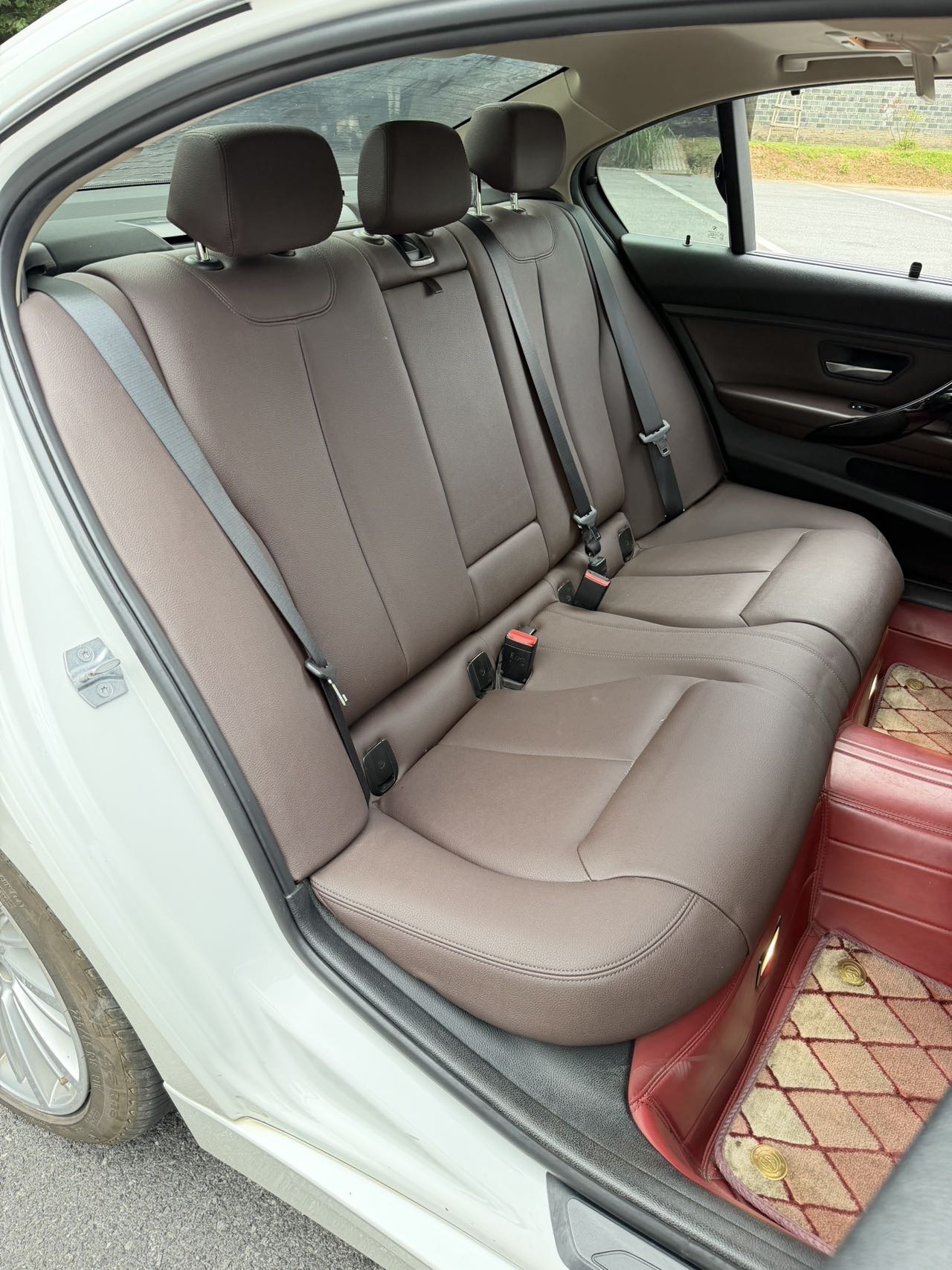BMW 3 Series 2018 #18 BMW 3 Series 2018 car image #18