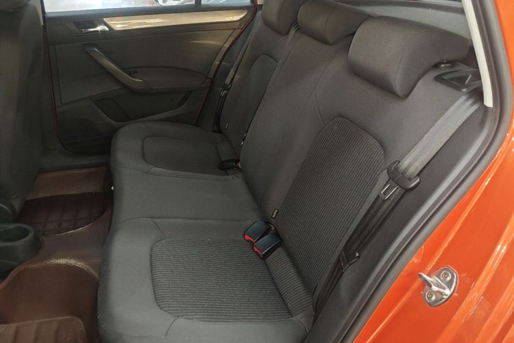 Volkswagen Santana 2019 car image #17