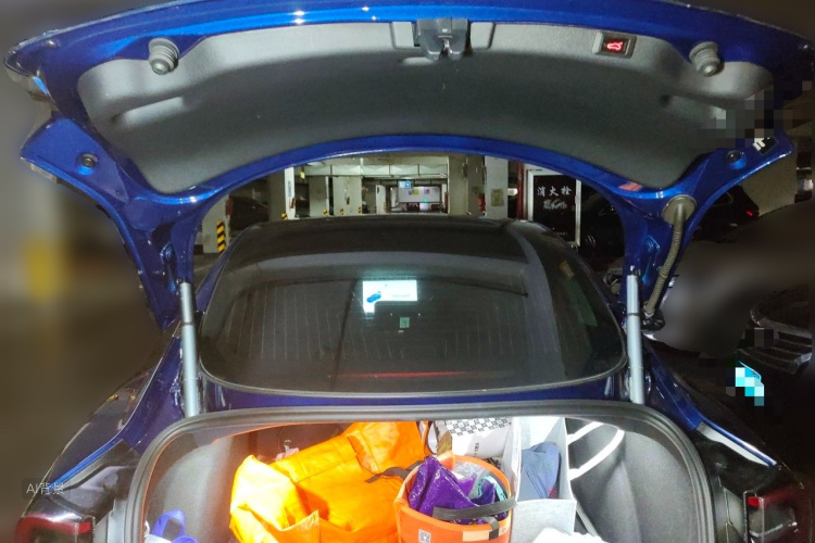Tesla Model 3 2020 car image #21