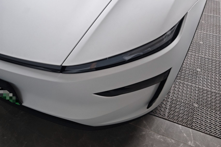 Tesla Model Y 2025 #23 Tesla Model Y 2025 صورة سيارة #23
