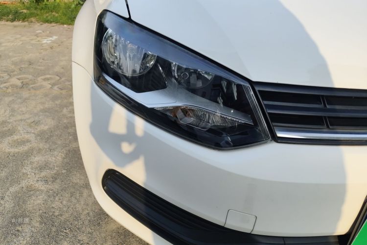 Volkswagen Polo 2016 imagem de carro #8